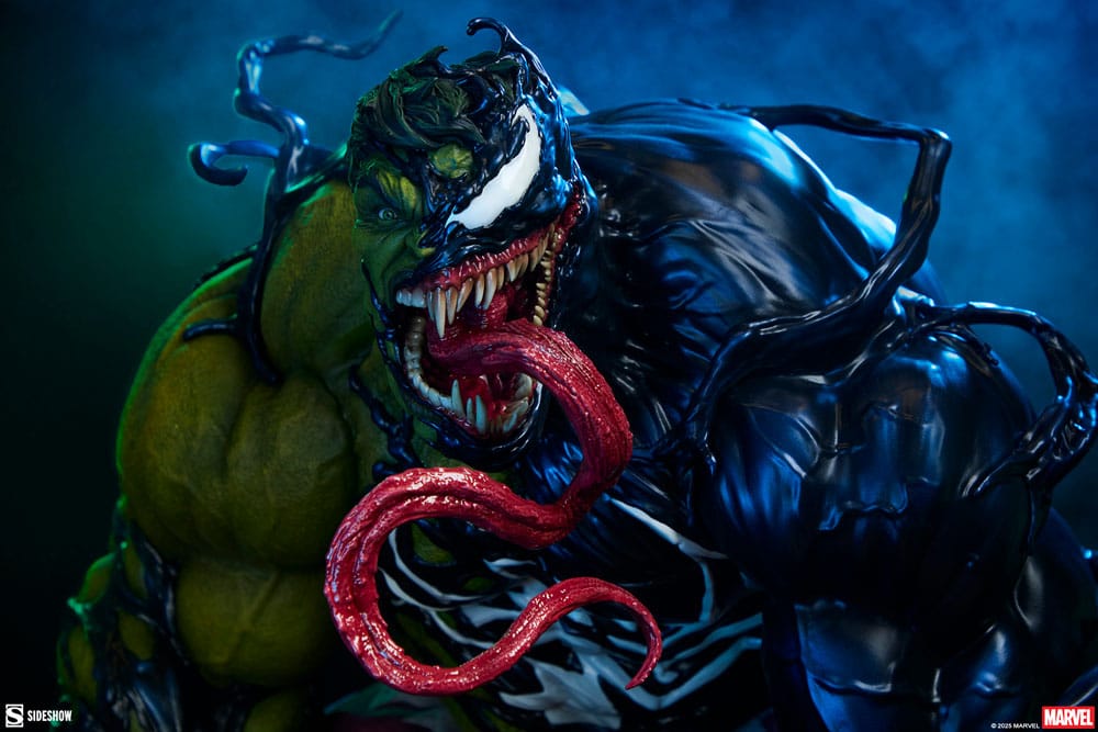 Marvel Premium Format Statue Venomized Hulk 63 cm   0747720276239