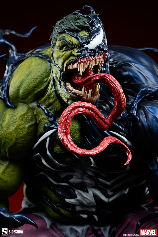 Marvel Premium Format Statue Venomized Hulk 63 cm   0747720276239