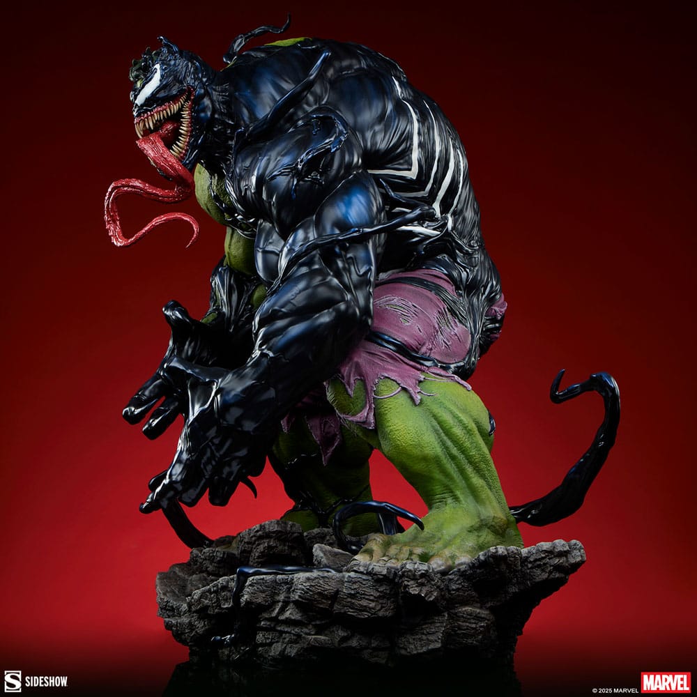Marvel Premium Format Statue Venomized Hulk 63 cm   0747720276239