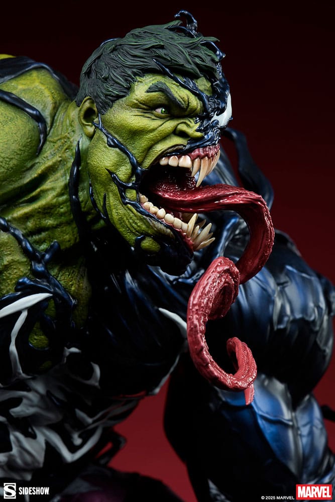 Marvel Premium Format Statue Venomized Hulk 63 cm   0747720276239