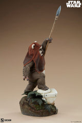 Star Wars: Episode VI - Return of the Jedi Premium Format Statue Wicket 46 cm 0747720276383
