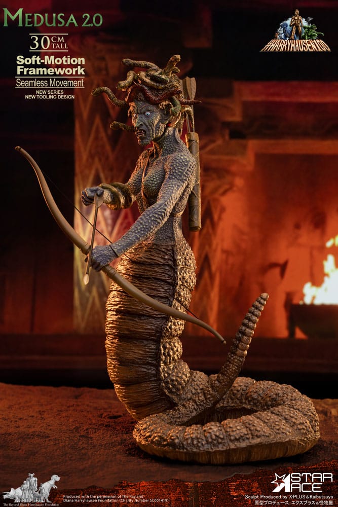 Ray Harryhausens Soft-Motion Series Statue Medusa 30 cm      4897057886703