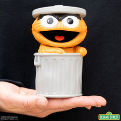 Sesame Street FUN! FUN! Vinyl Action Figure Oscar the Grouch (Orange) 13 cm     0840418819746