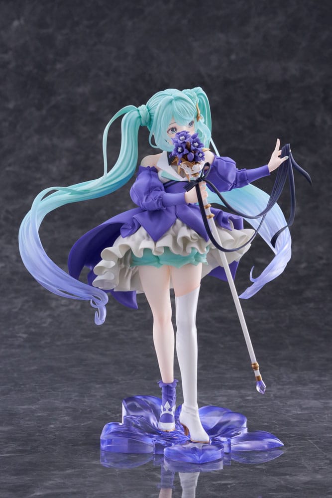 Hatsune Miku AMP PVC Statue Statue Hatsune Miku Birthday 2024 Ver. 21 cm 0840342402533