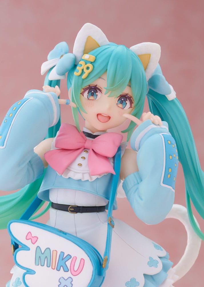 Hatsune Miku PVC Statue Hatsune Miku Fashion Fancy Ver. 18 cm     0840342404247