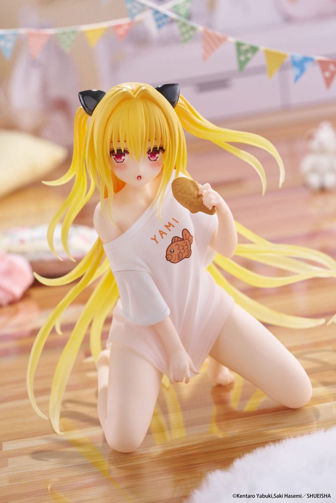 To Love-Ru Darkness PVC Statue Desktop Cute Figure Golden Darkness Roomwear Ver. 13 cm       0840342404506