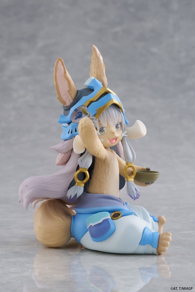 Made in Abyss Desktop Cute PVC Figure Nanachi (Mealtime ver.) 13 cm 0840342403462