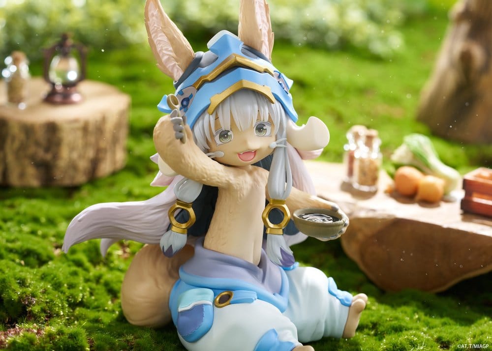 Made in Abyss Desktop Cute PVC Figure Nanachi (Mealtime ver.) 13 cm 0840342403462
