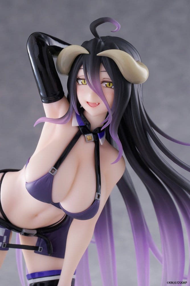 Overlord Coreful PVC Statue Albedo Grid Girl Ver. 18 cm      0840342404964