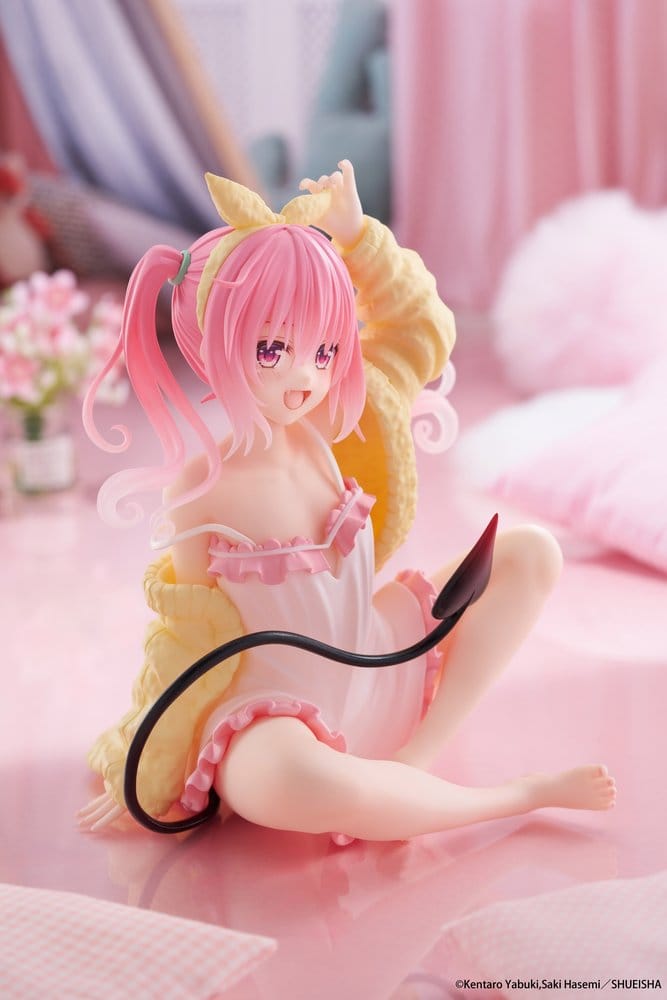 To Love-Ru Darkness Desktop Cute PVC Statue Nana Room wear Ver. 13 cm  0840342405305