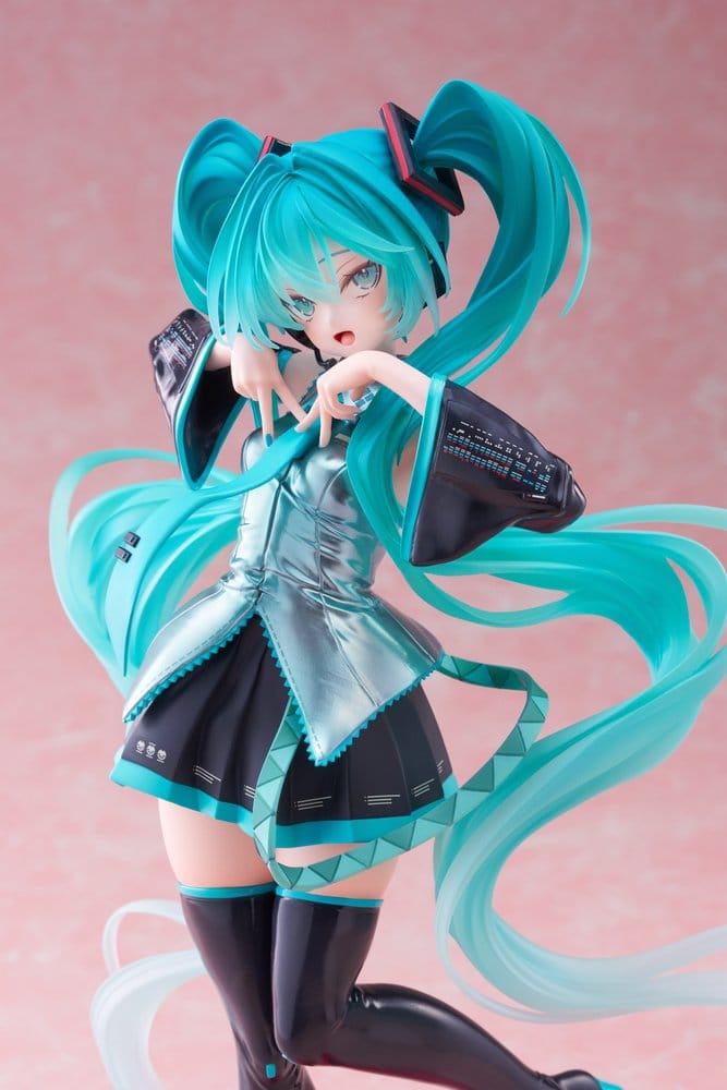 Hatsune Miku T-Most PVC Figur 30 cmHatsune Miku T-Most PVC Figure 30 cmHatsune Miku figurine PVC T-Most 30 cmHatsune Miku Figura PVC T-Most 30 cm 0840342403912
