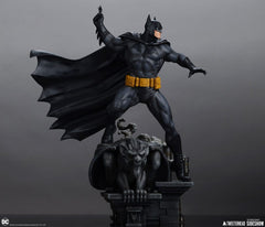 DC Comics Maquette 1/6 Batman (Black and Gray Edition) 50 cm 0051497413699