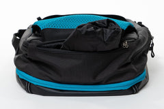 Ultimate Guard Vago 28 Journey Backpack - Black/Petrol 4056133019644