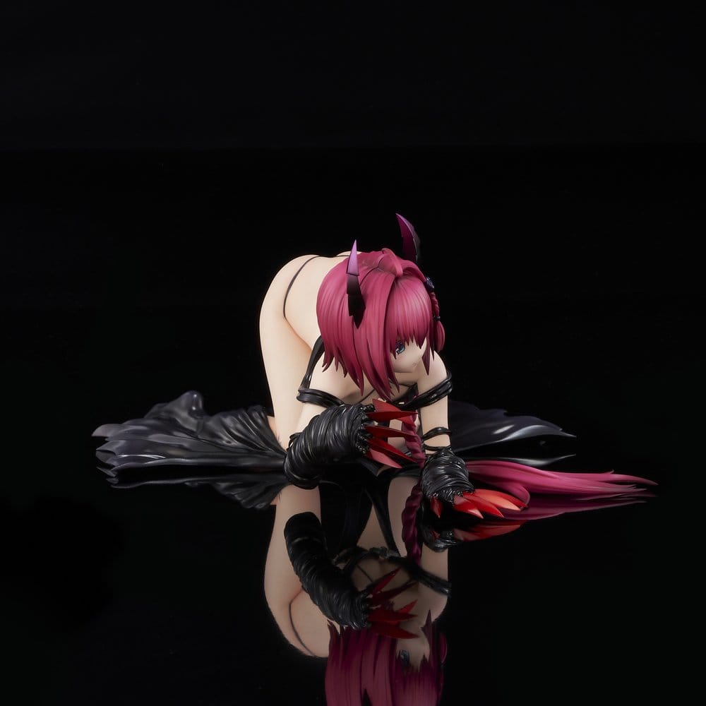 To Love-Ru Darkness PVC Figure 1/6 Mea Kurosaki Darkness Ver. (Renewal Package Edition) 11 cm 4589642716532