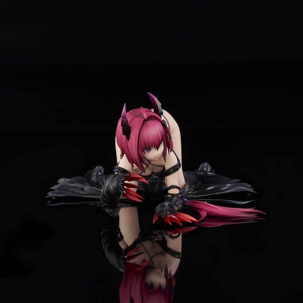 To Love-Ru Darkness PVC Figure 1/6 Mea Kurosaki Darkness Ver. (Renewal Package Edition) 11 cm 4589642716532
