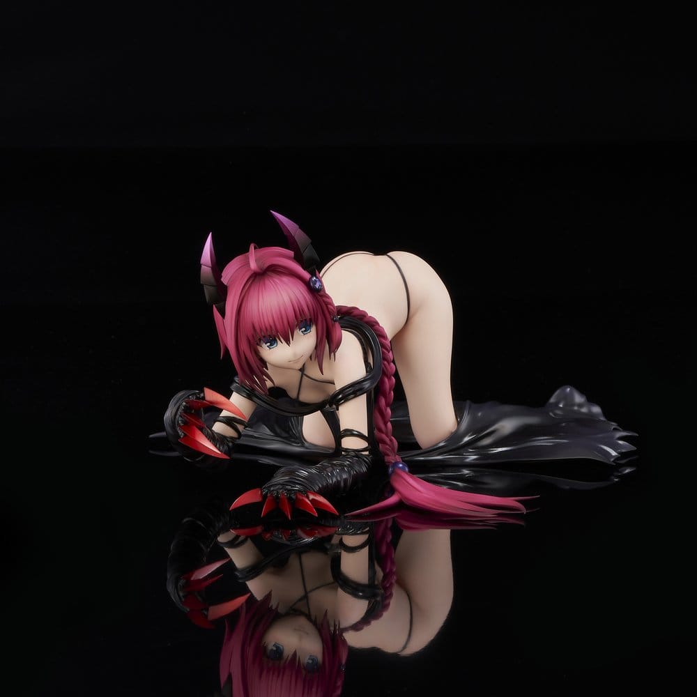To Love-Ru Darkness PVC Figure 1/6 Mea Kurosaki Darkness Ver. (Renewal Package Edition) 11 cm 4589642716532