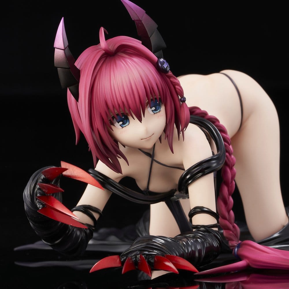 To Love-Ru Darkness PVC Figure 1/6 Mea Kurosaki Darkness Ver. (Renewal Package Edition) 11 cm 4589642716532