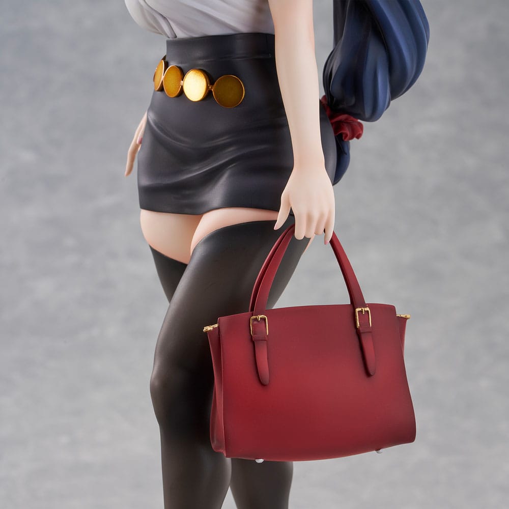 Original Character PVC Yoshio Illustration "OL" 29 cm 4589642715221