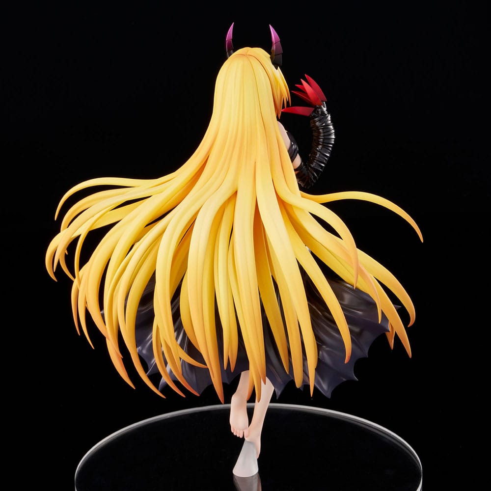 To Love-Ru Darkness PVC Statue 1/6 Golden Darkness Darkness Ver. 30 cm 4589642715603