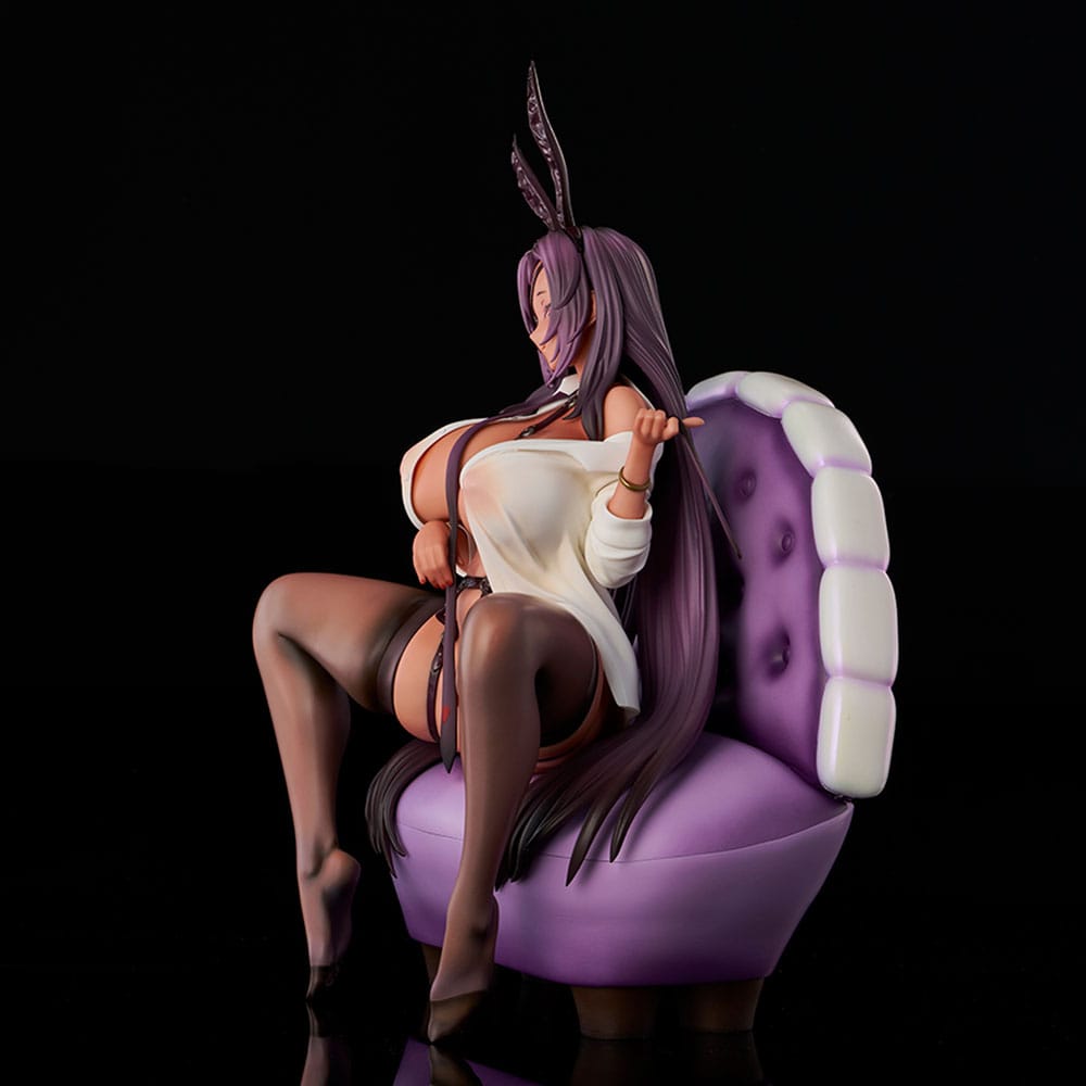 Original Character PVC Statue Eyepatch Bunny Illustrated by Sue 24 cm 4582526400275