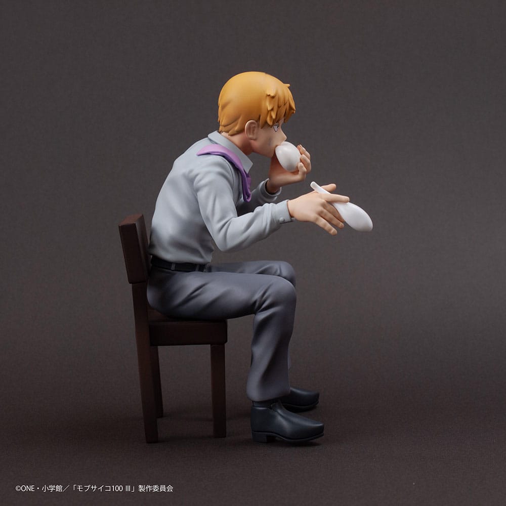 Mob Psycho 100 III x Bunbougu Cafe 2022 PVC Statue Arataka Reigen 14 cm    4580689603557