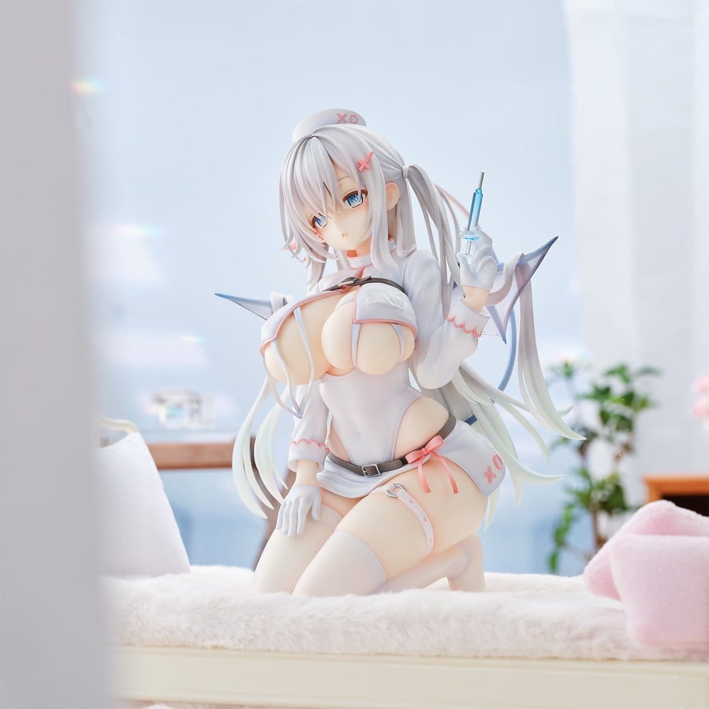 Original Character PVC Figure 1/6 Succubus Nurse Makina 18 cm 4589642716082