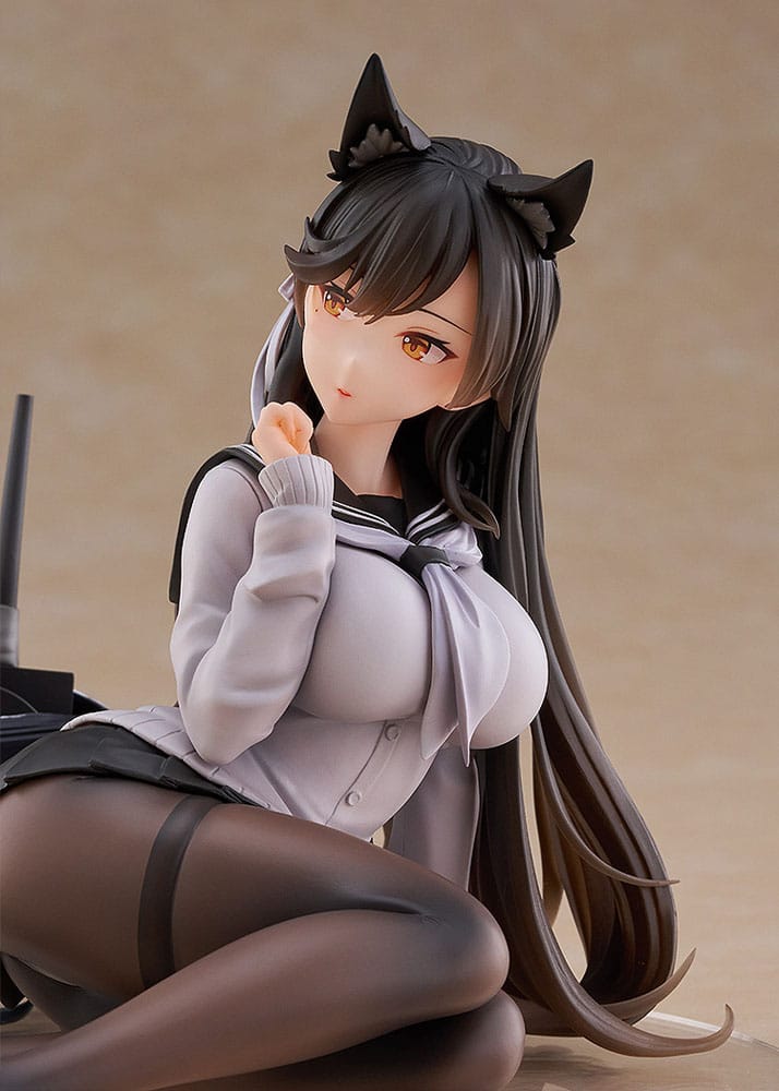 Azur Lane PVC Statue Atago (School Traumerei) 13 cm   4943209711642