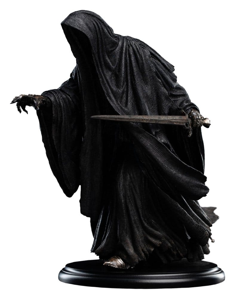 The Lord of the Rings Trilogy Mini Statue Ringwraith at the Prancing Pony 18 cm 9420024750377