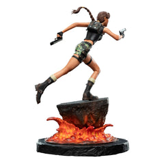 Tomb Raider Mini Statue Lara Croft: The Sanctuary of Flame 18 cm 9420024748374