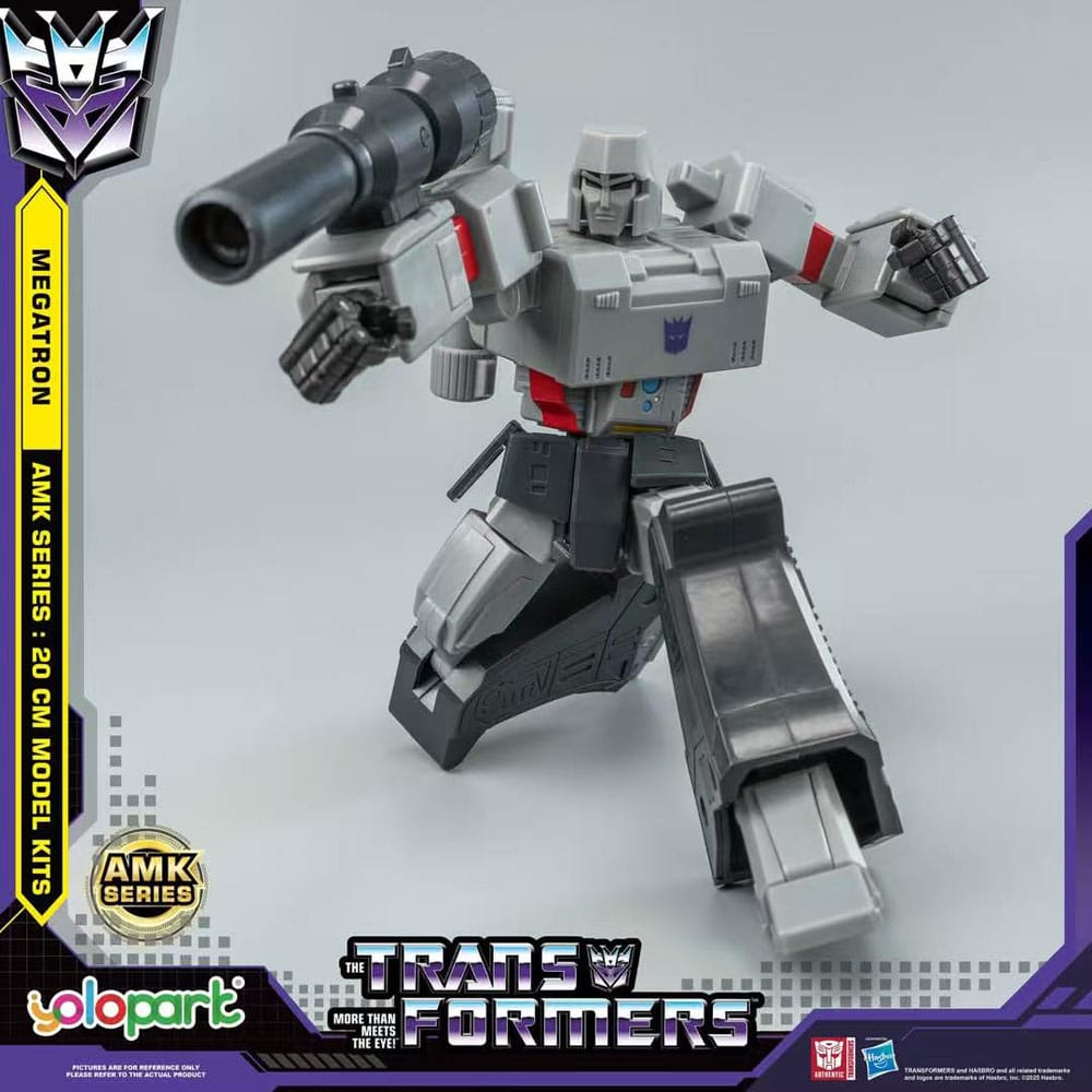 Transformers Generation One AMK Series Plastic Model Kit Megatron 20 cm 4897131753112