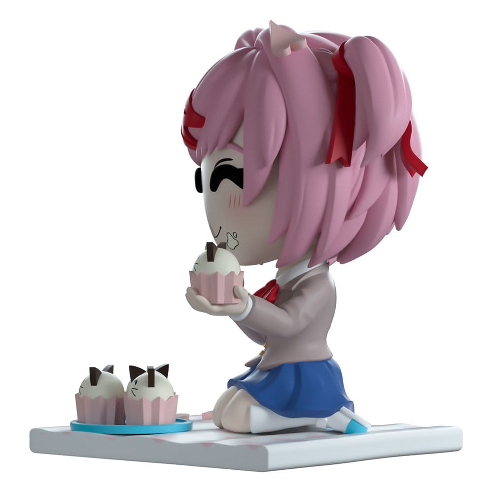Doki Doki Literature Club! Vinyl Figure Picnic Natsuki 11 cm 0810122549116